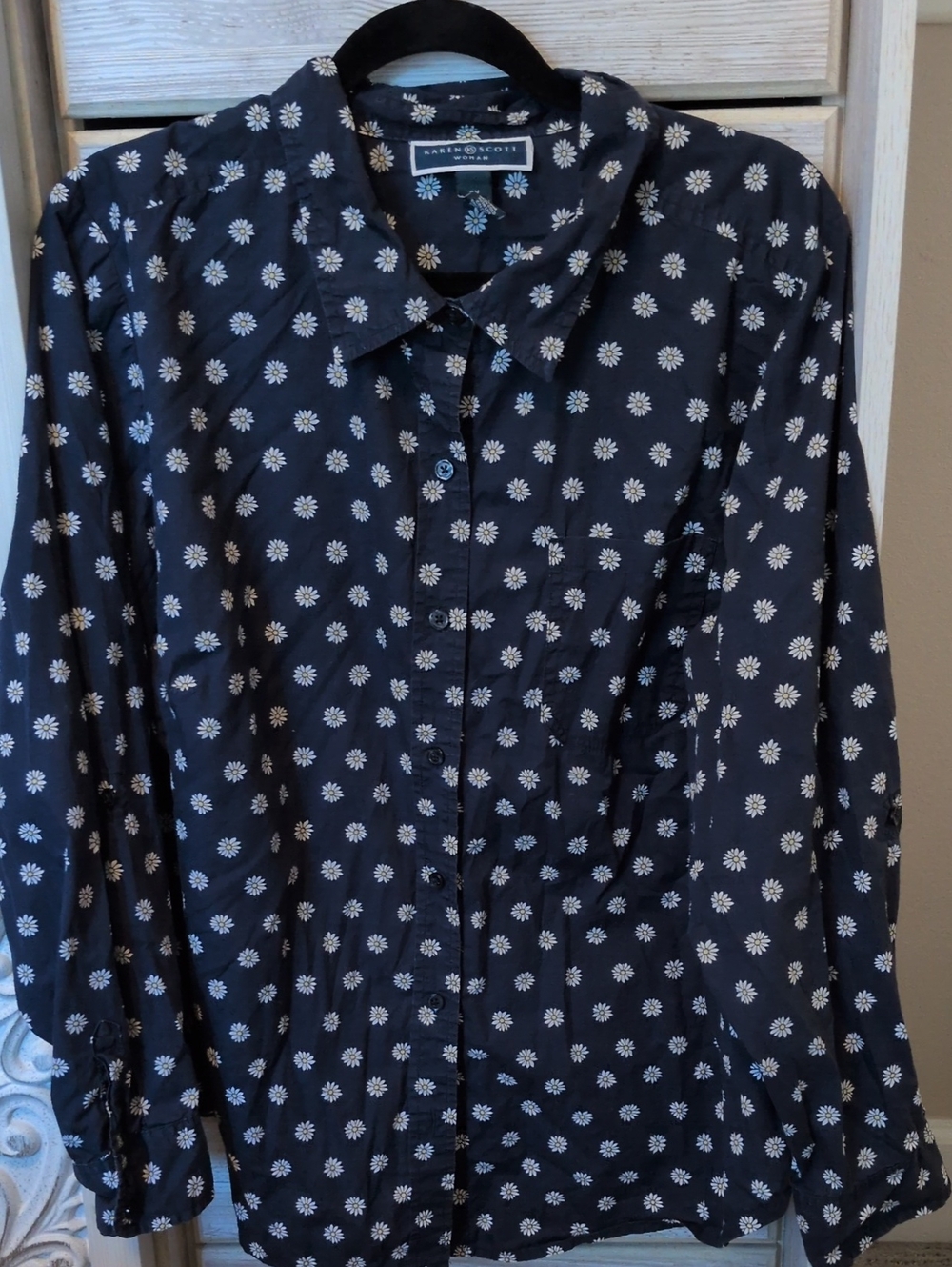 Karen Scott Navy Shirt with White Daisy Print Twee